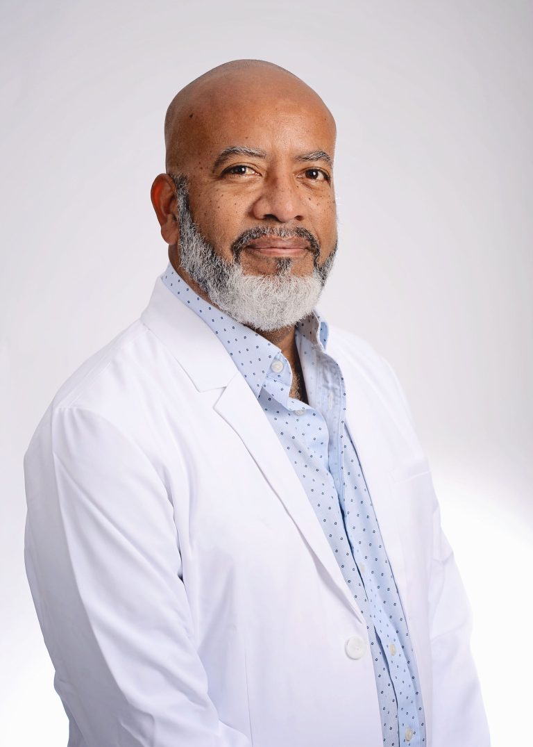 Dr. Wayne Marchant 